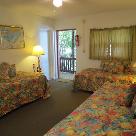 Ed & Ellen'S Lodgings Key Largo Motel Room photo