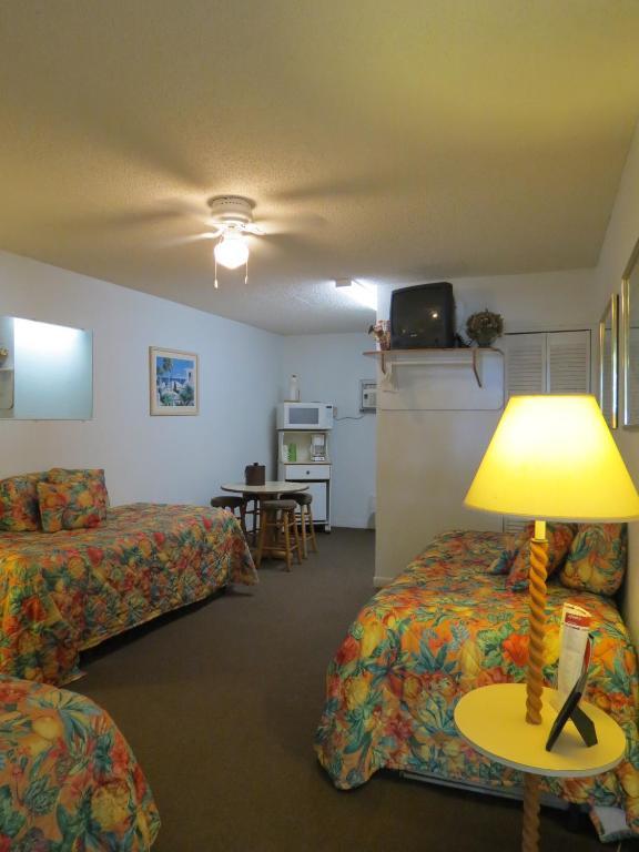 Ed & Ellen'S Lodgings Key Largo Motel Room photo